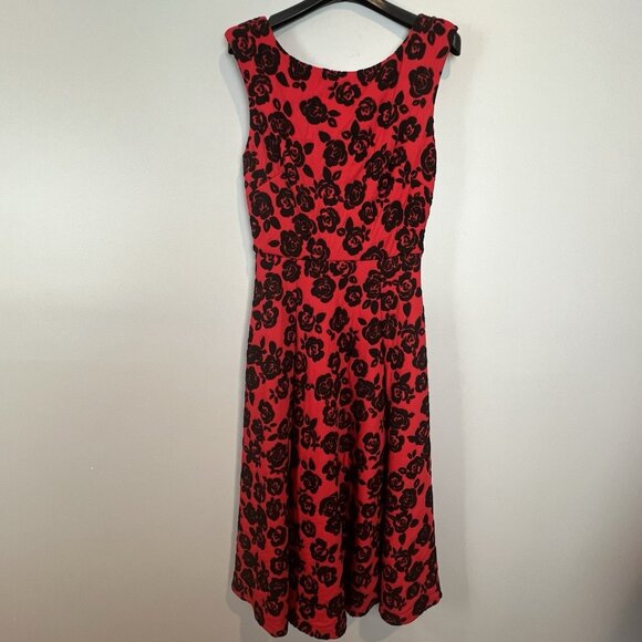 Betsey Johnson Red and Black Swing Dress w/Pockets Size 2 Gothic Goth - Picture 1 of 10